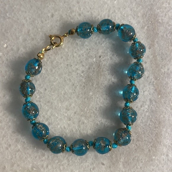 bracelet glass disc bracelet in iridescent aqua blue gold tone OS - Picture 6 of 10